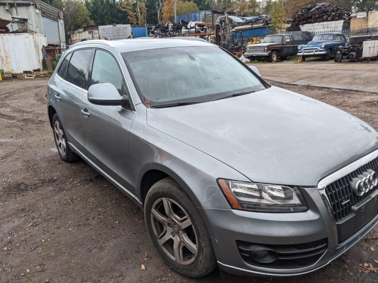 Left hand drive, Audi Q5, 2.0 Petrol, Auto, Air-con, 105000 miles, 4WD