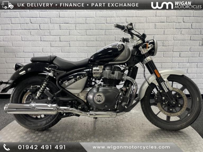 Royal Enfield SUPER METEOR 650