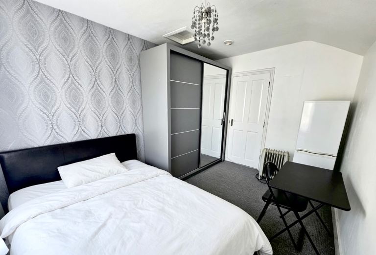 Rent Double Room - Address: Nags Head Road, Enfield EN3