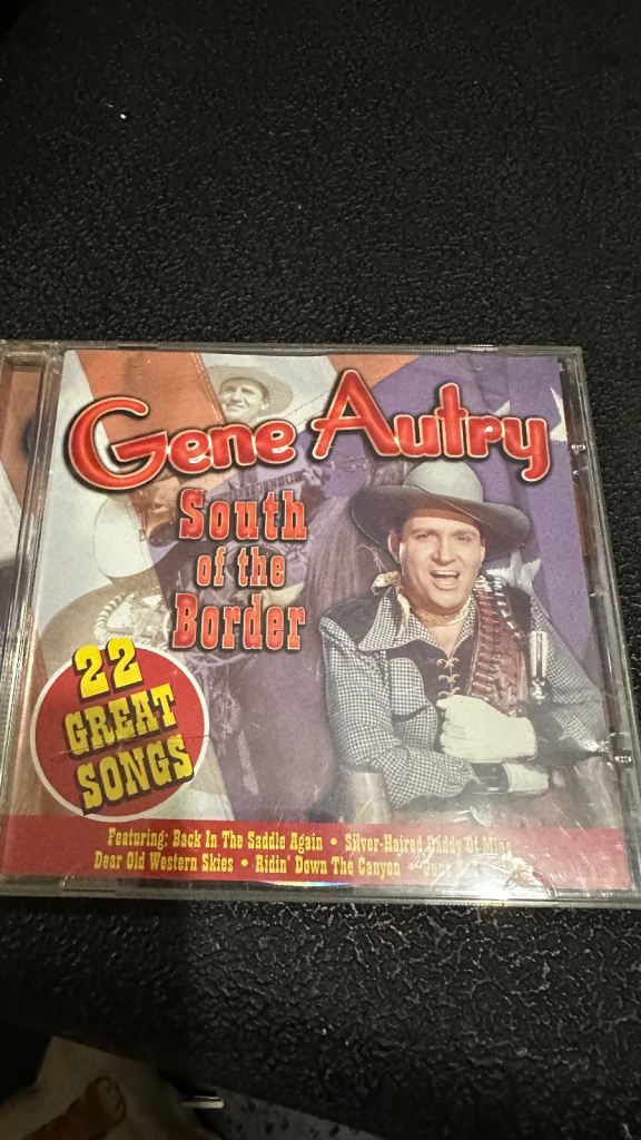 20 country western music cds Roy rogers gene Autry boxcar Willie 