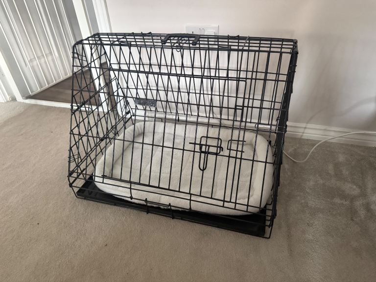 Deluxe Dog car crate - Black - Foldable