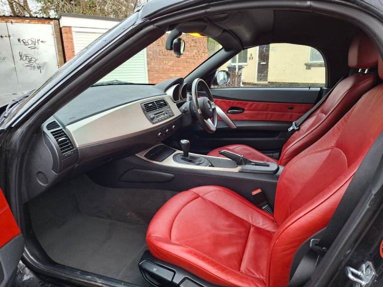 BMW, Z4, Convertible, 2005, Manual, 1995 (cc), 2 doors