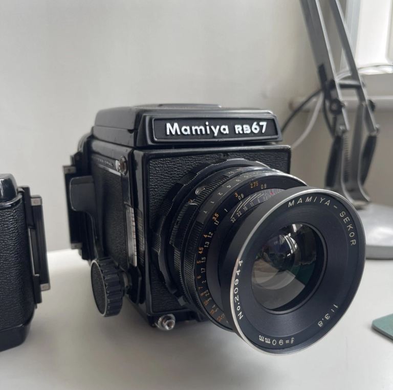 Mamiya RB67  – 90mm Lens 