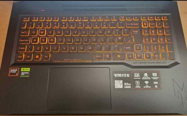 Acer Nitro V17 Gaming Laptop RTX 5060 Ryzen 7 16GB DDR5 1TB ~ £850 ONO