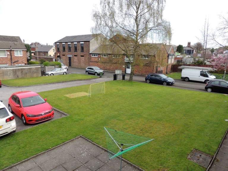 Modern 2 Bedroom flat