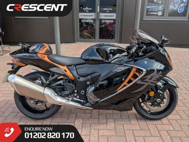 SUZUKI HAYABUSA GSX 1300R - ONE PRIVATE OWNER - FSH - STUNNING 