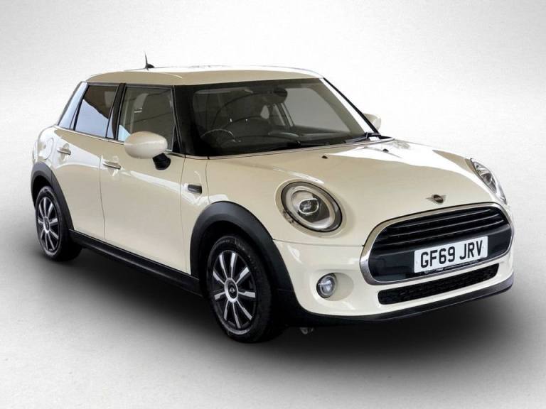 2019 MINI Hatch 1.5 One Classic II 5dr [Comfort/Nav Pack] Hatchback Petrol Manual