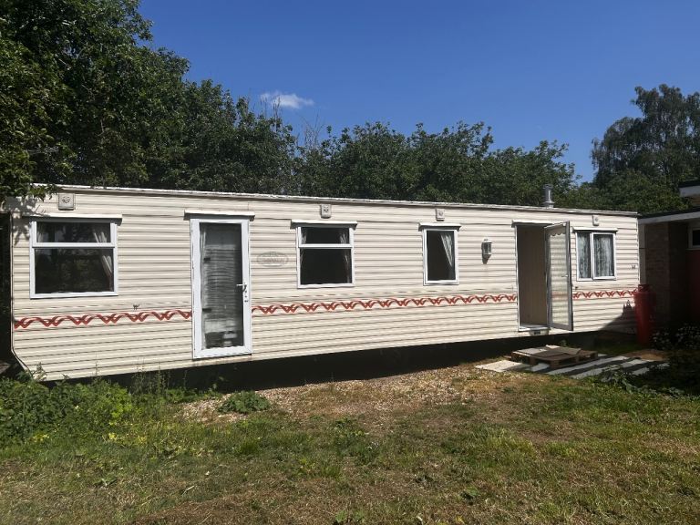 Willerby Granada 36x12 2xbeds 