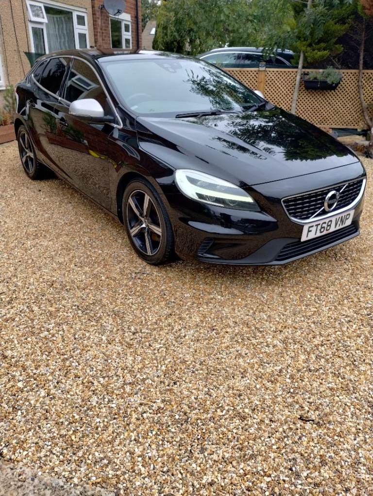 Volvo, V40, R design, 2.0 petrol, manual 2019