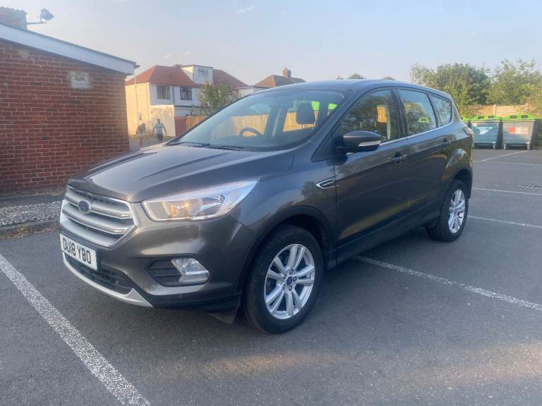FORD KUGA  1.5t  TITANIUM  ECOBOOST NEW BELTS NEW SERVICE  IN VGC   2018 6 SPEED WARRANTY GIVEN