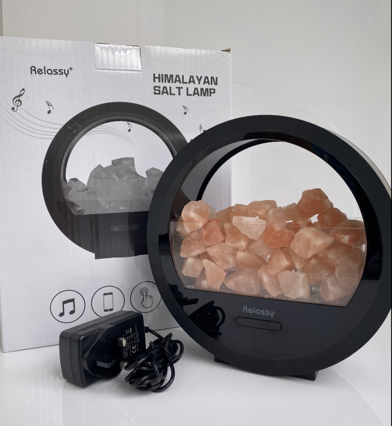 Rrp £140 New Himalayan Salt Lamp with built in Bluetooth Speaker