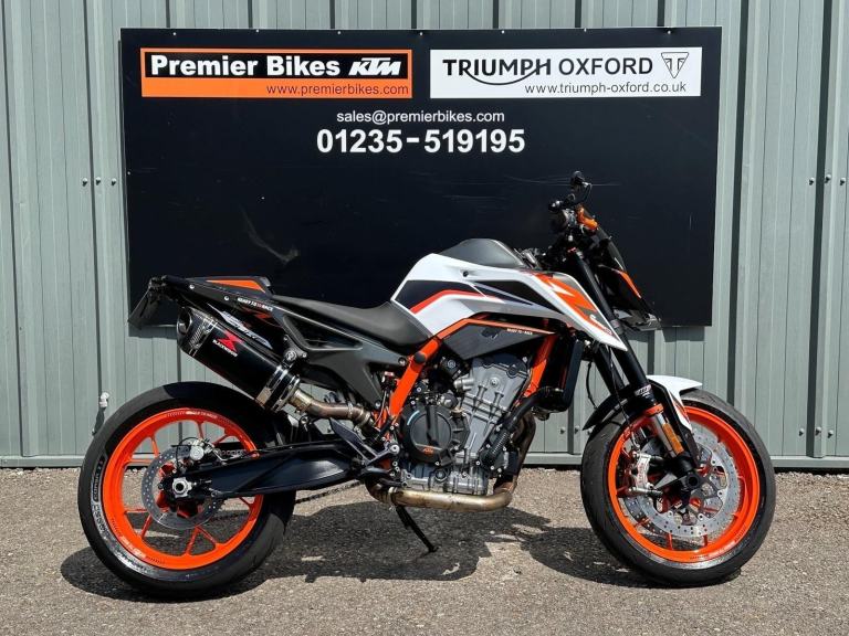 Stunning Low Mileage 2021/71 KTM 890 Duke R Motorcycle 