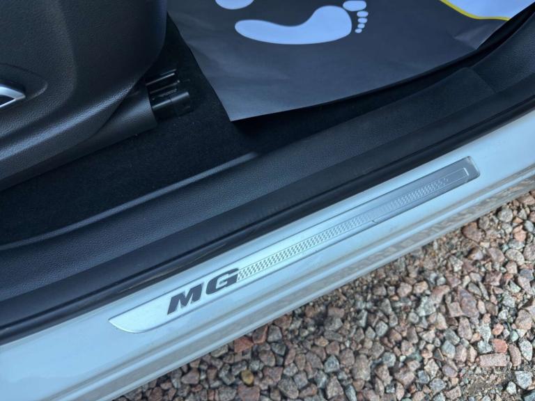 2022 MG MG HS 1.5 MG HS Exclusive Semi-Auto 5dr SUV Petrol Automatic