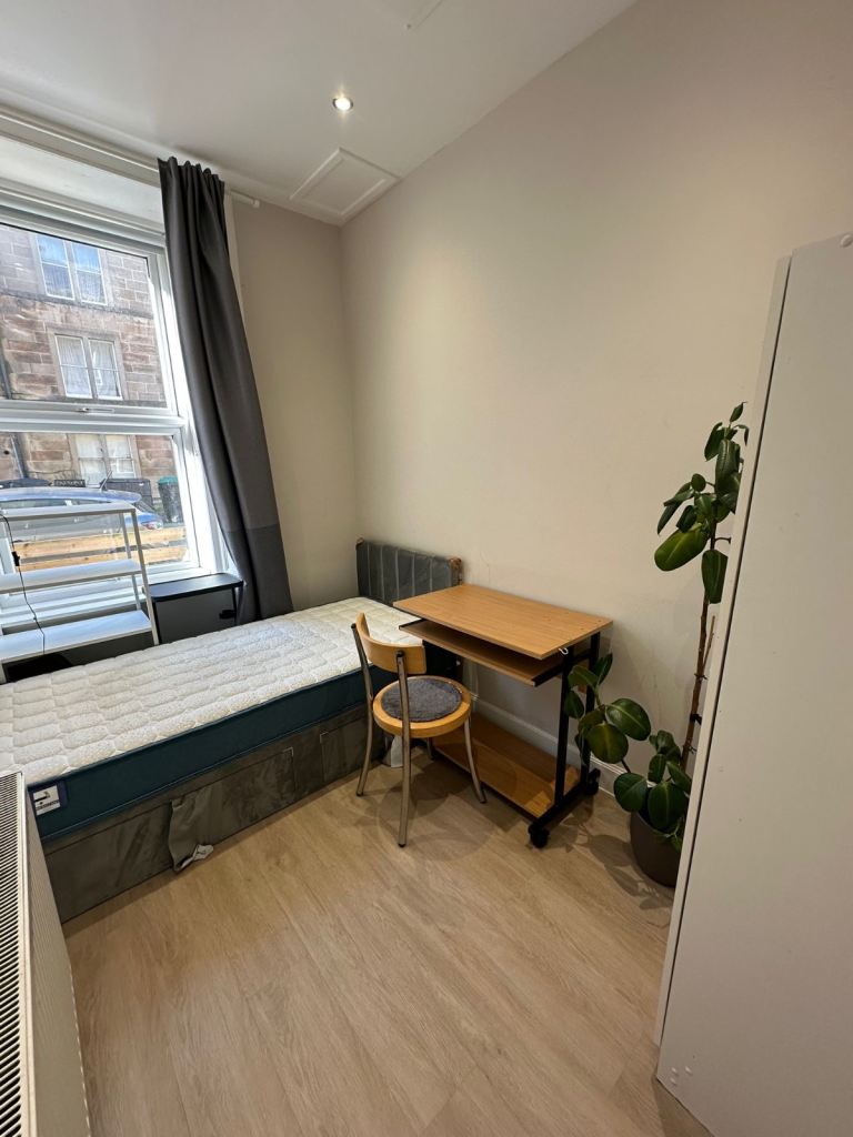 Female Preferred bright single room