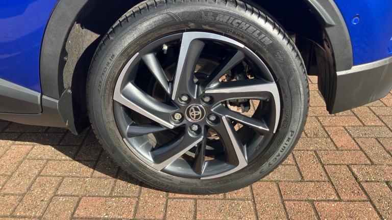 2021 Toyota C-HR 1.8 Hybrid Dynamic 5dr CVT Hybrid Hatchback Hatchback Hybrid Automatic