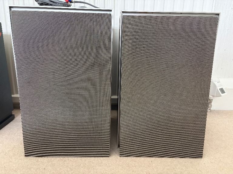 Pair of Vintage Grey Speakers – Good Condition