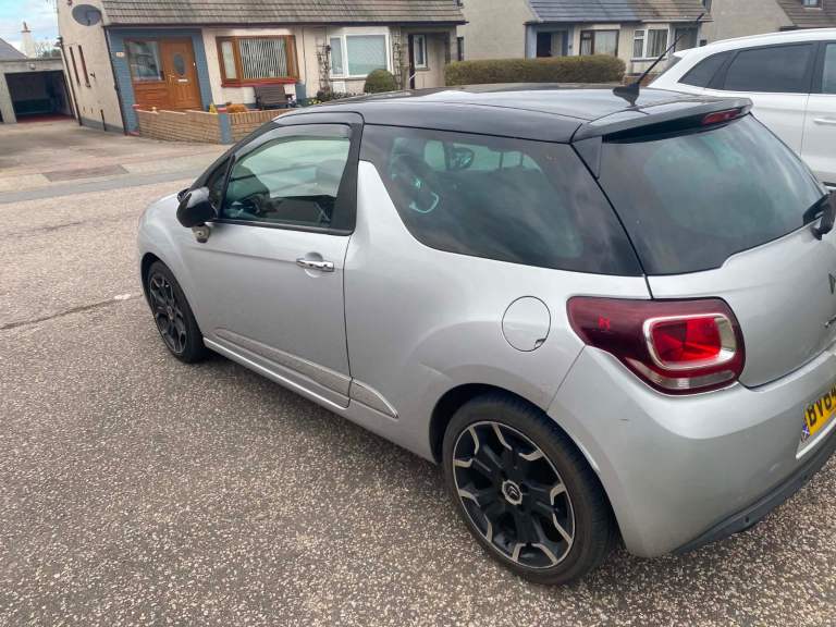 Citroen, DS3, Hatchback, 2014, Manual, 1560 (cc), 3 doors