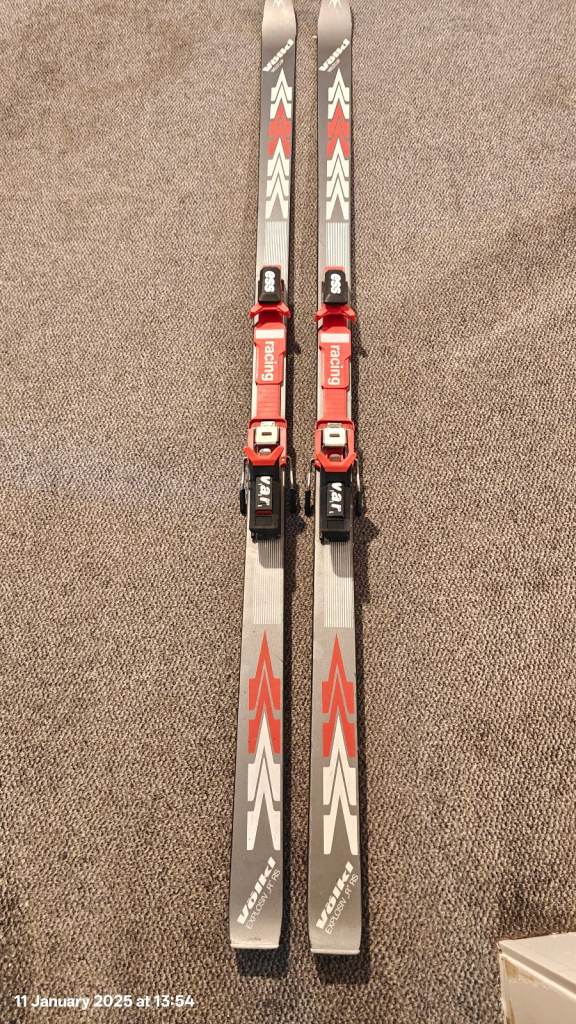 Volkl Explosiv 'R' RS 210cm skis with Ess Var Racing Bindings