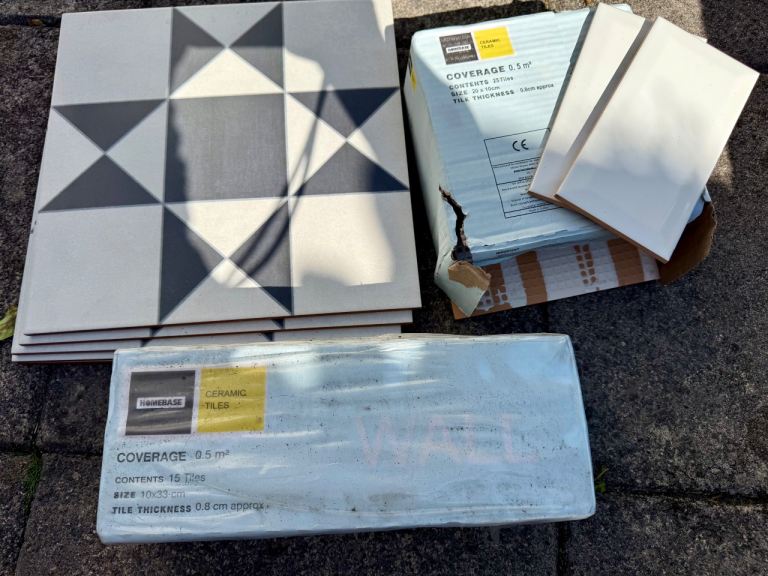 Ceramic tiles 