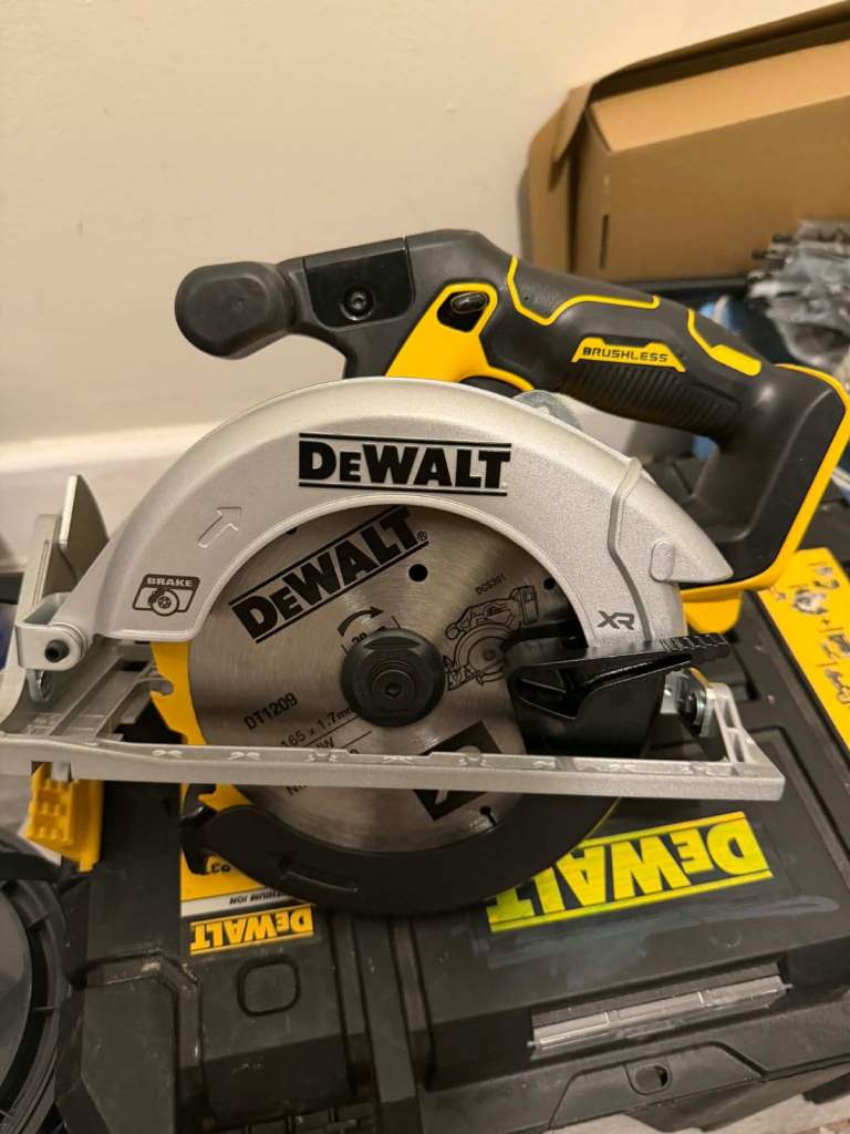 Brushless Dewalt Circular Saw