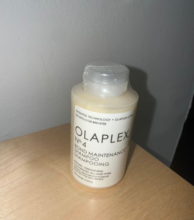 New OLAPLEX No.4 Bond Maintenance Shampoo