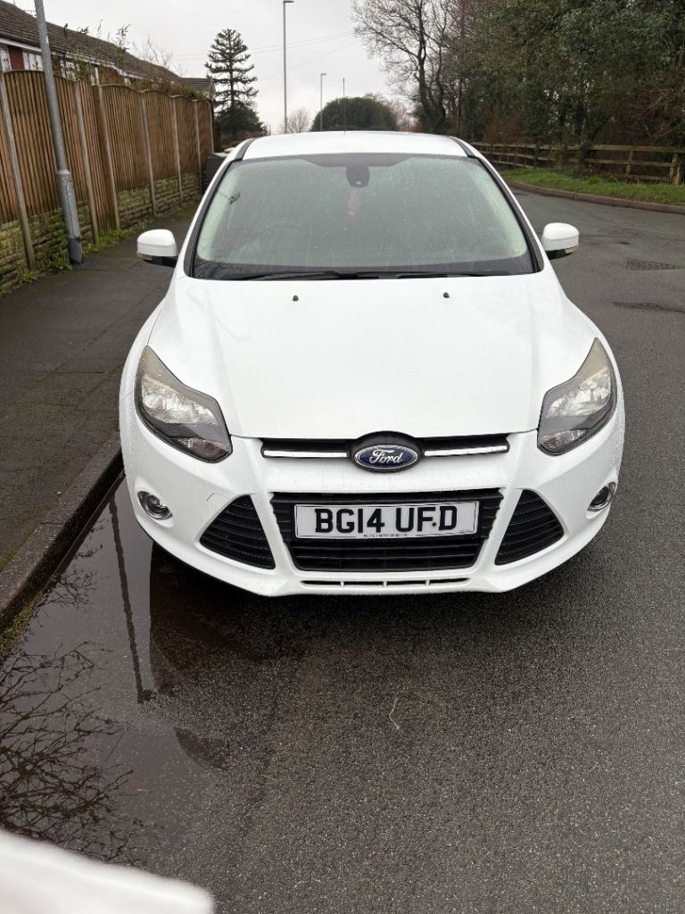 Ford, FOCUS, Hatchback, 2014, Manual, 1596 (cc), 5 doors