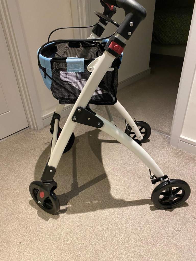 Tuni Nova Rollator (Careco)