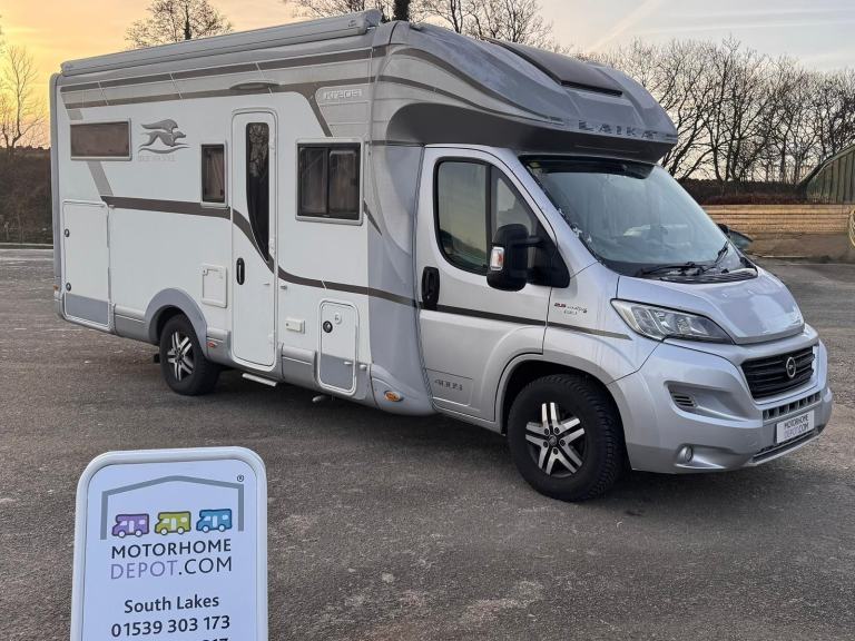 Laika Kreos 4009 2.3 Drivematic 150bhp 2019 1 owner 5 berth 5belt fixed rear bed