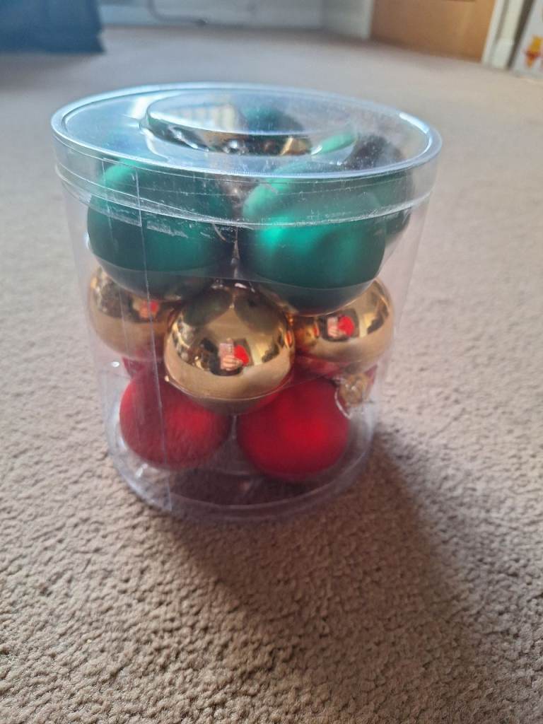 Set Of 15 Christmas Tree Baubles 