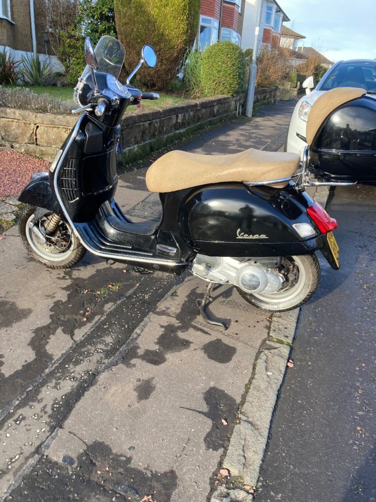 Piaggio, VESPA, 2006, 244 (cc)