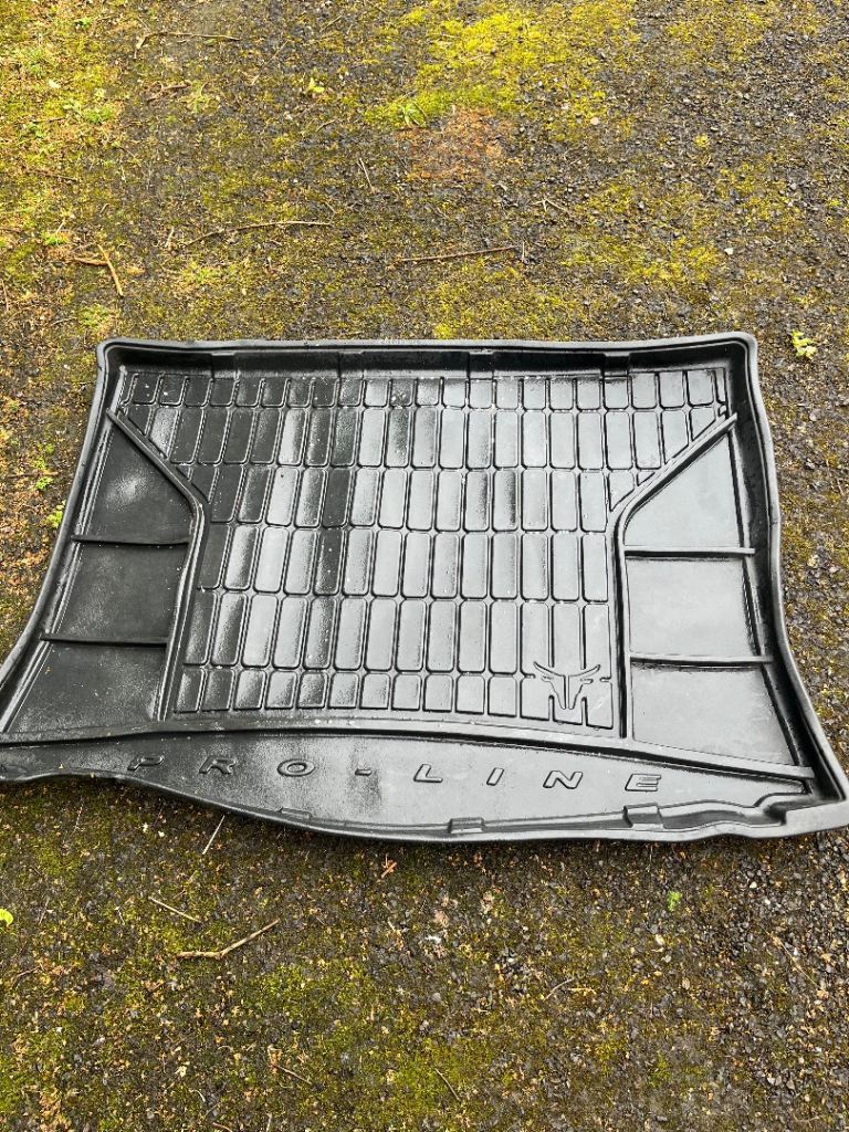 Alfa Giulietta car boot liner 