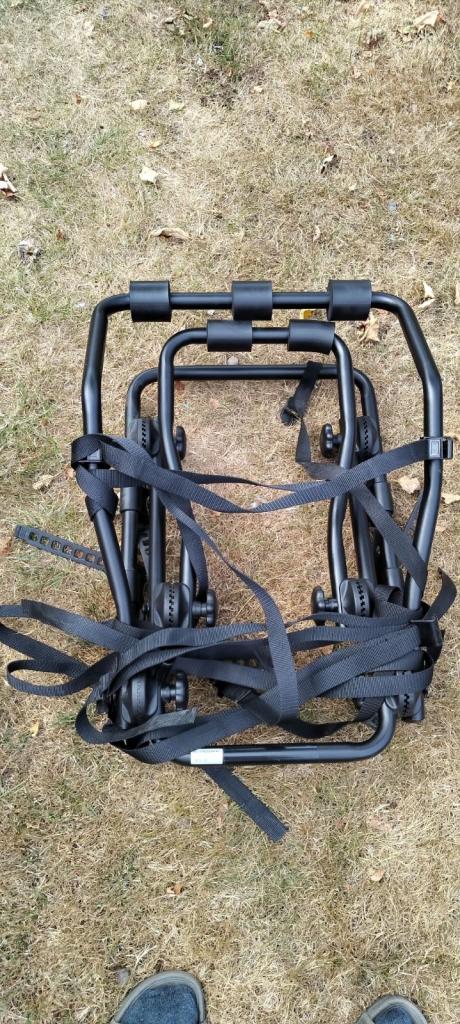 Hollywood Racks F1G Bike Rack – Good Condition