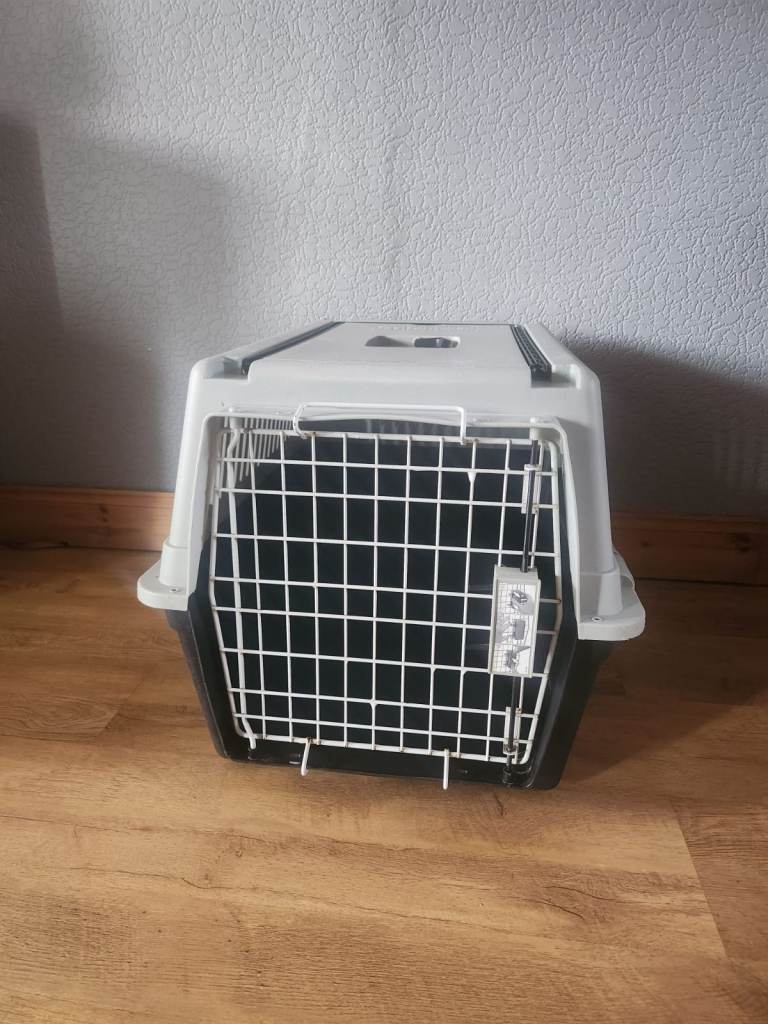 Ferplast Atlas 40 Dog Crate/ bed / cage for medium sized dog