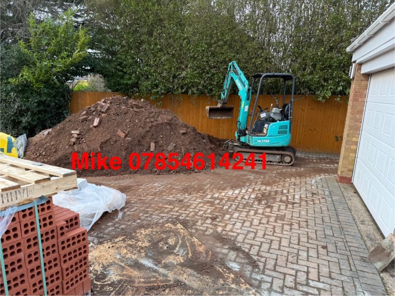 Fencing and mini digger hire with driver