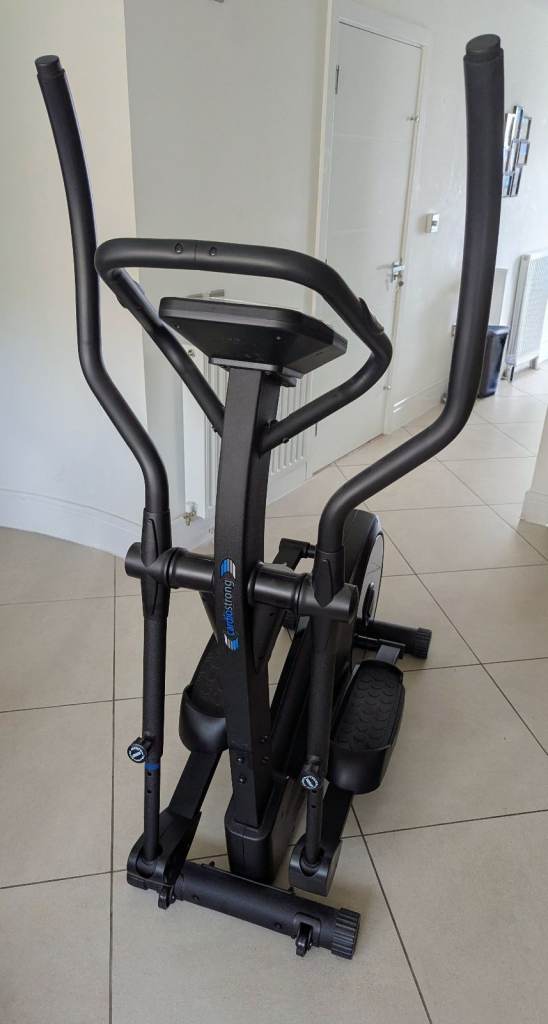 cardiostrong Cross Trainers Elliptical Cross Trainer EX40 (150 KG)