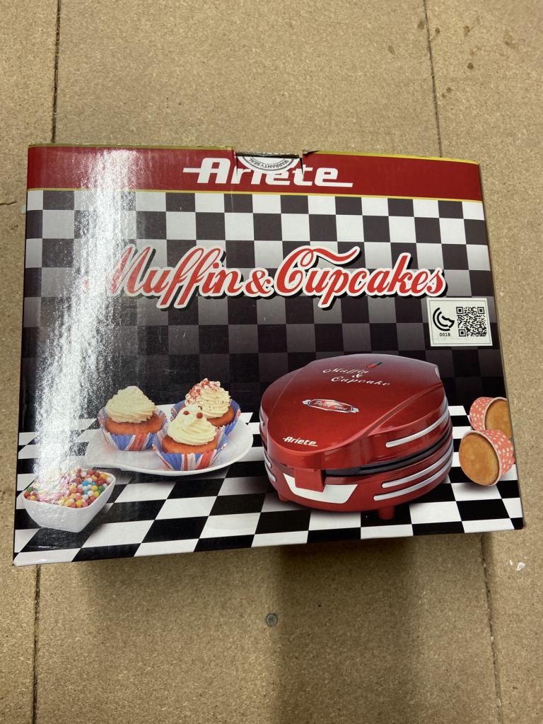 Muffin & Cupcake maker. 