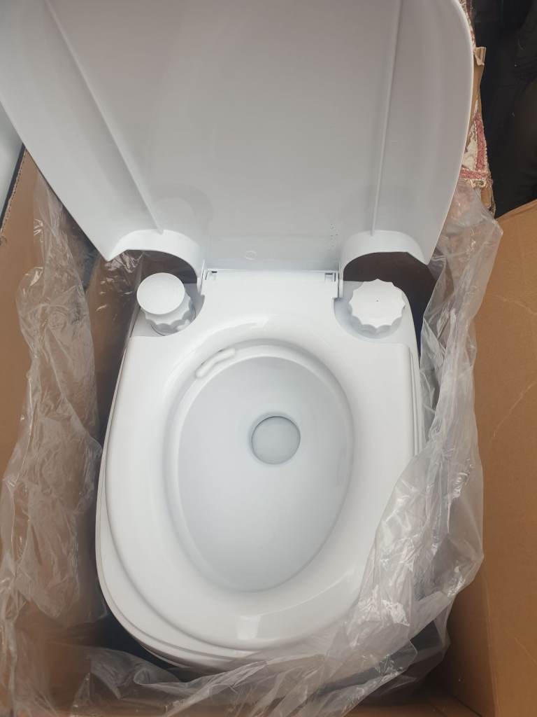 PORTA-POTTI AND FRESH WATER ROLLER