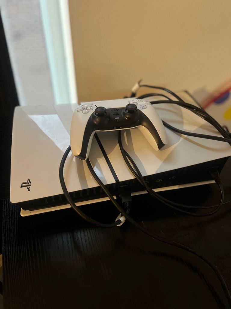 Sony PS5 Slim Disc Edition CFI-2016 Console + DualSense Controller – Excellent Condition