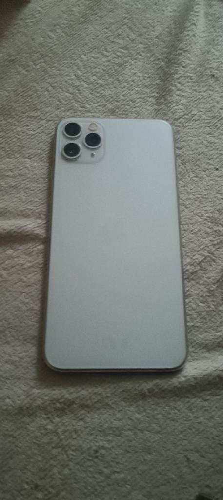 Apple iPhone 11 pro max 256gb Any network 