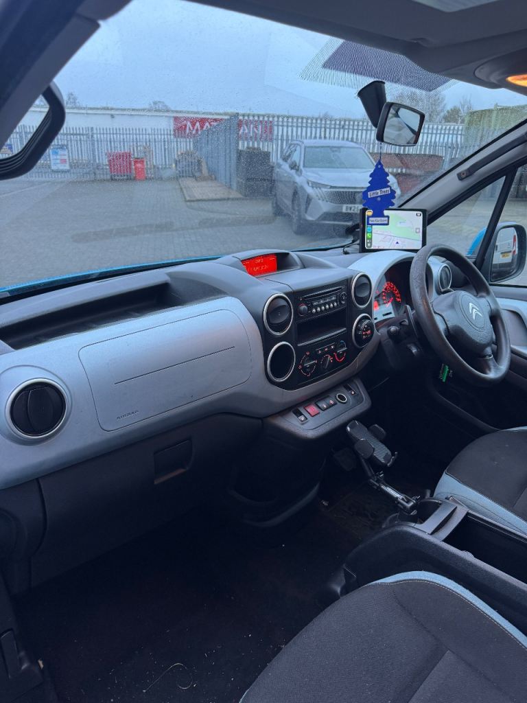 Citroen, BERLINGO MULTISPACE, MPV, 2013, Semi-Auto, 1560 (cc), 5 doors