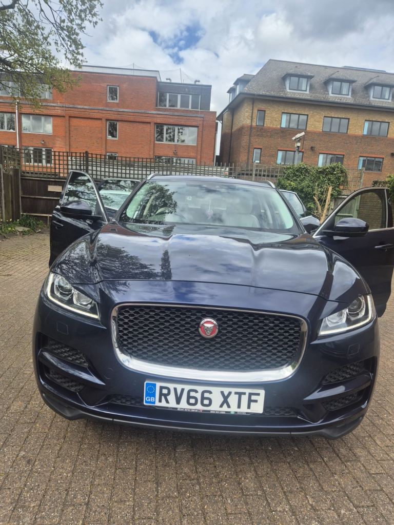 Jaguar, F-PACE, Estate, 2016, Other, 1999 (cc), 5 doors