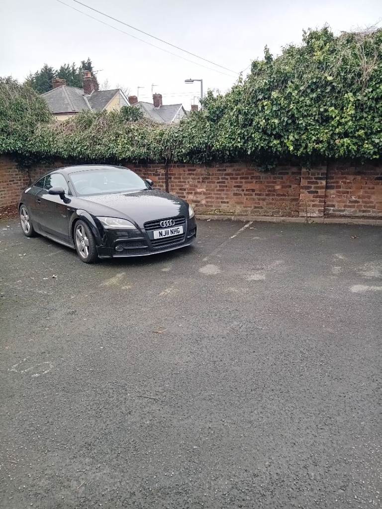 Audi, TT, Coupe, 2011, Manual, 1968 (cc), 2 doors