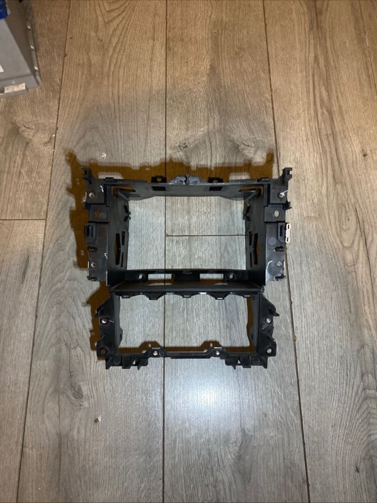 Volkswagen Golf Mk6 Radio Stereo Surround Cage Bracket 5K0858089