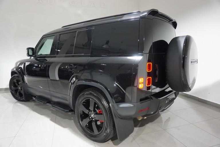 2023 Land Rover Defender 110 3.0 D250 MHEV HSE Hard Top SUV Auto 4WD MWB Euro 6 (s/s) 5dr PANEL V...
