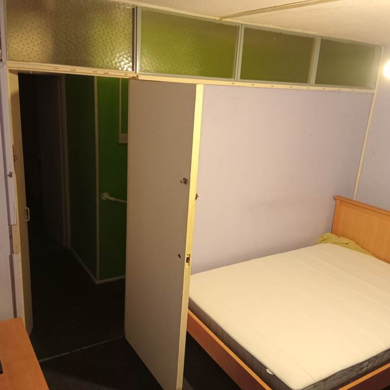 New Room Double Share Kitchen