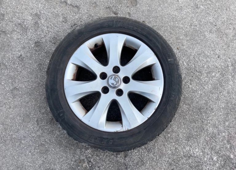 Vauxhall Meriva B 2010-2017 7 Spoke Alloy Wheel 205x55x R16 in Excellent Condition