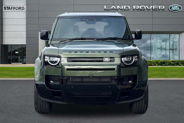 2025 Land Rover Defender 110 3.0 D250 MHEV X-Dynamic HSE Auto 4WD Euro 6 (s/s) 5dr SUV Automatic
