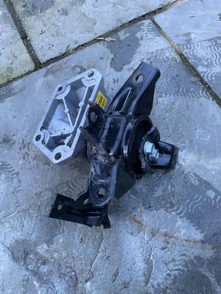 Kia Sorento MK3 16-20 Engine Gearbox Mount Support Bracket Left