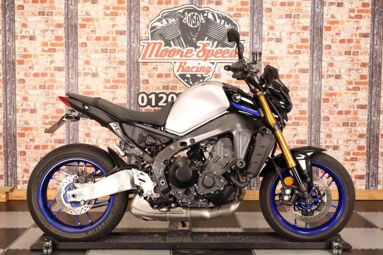 2022 YAMAHA MT-09 SP - 11,165 MILES - 1 OWNER - GREAT EXTRAS - SUPERB NAKED BIKE