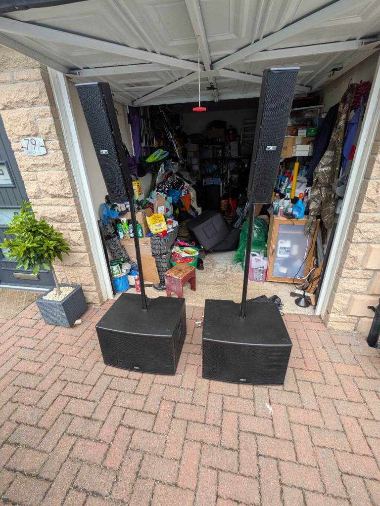 FBT VERTUS CS 1000 PREMUIM PA SET UP IN AS NEW CONDITIO